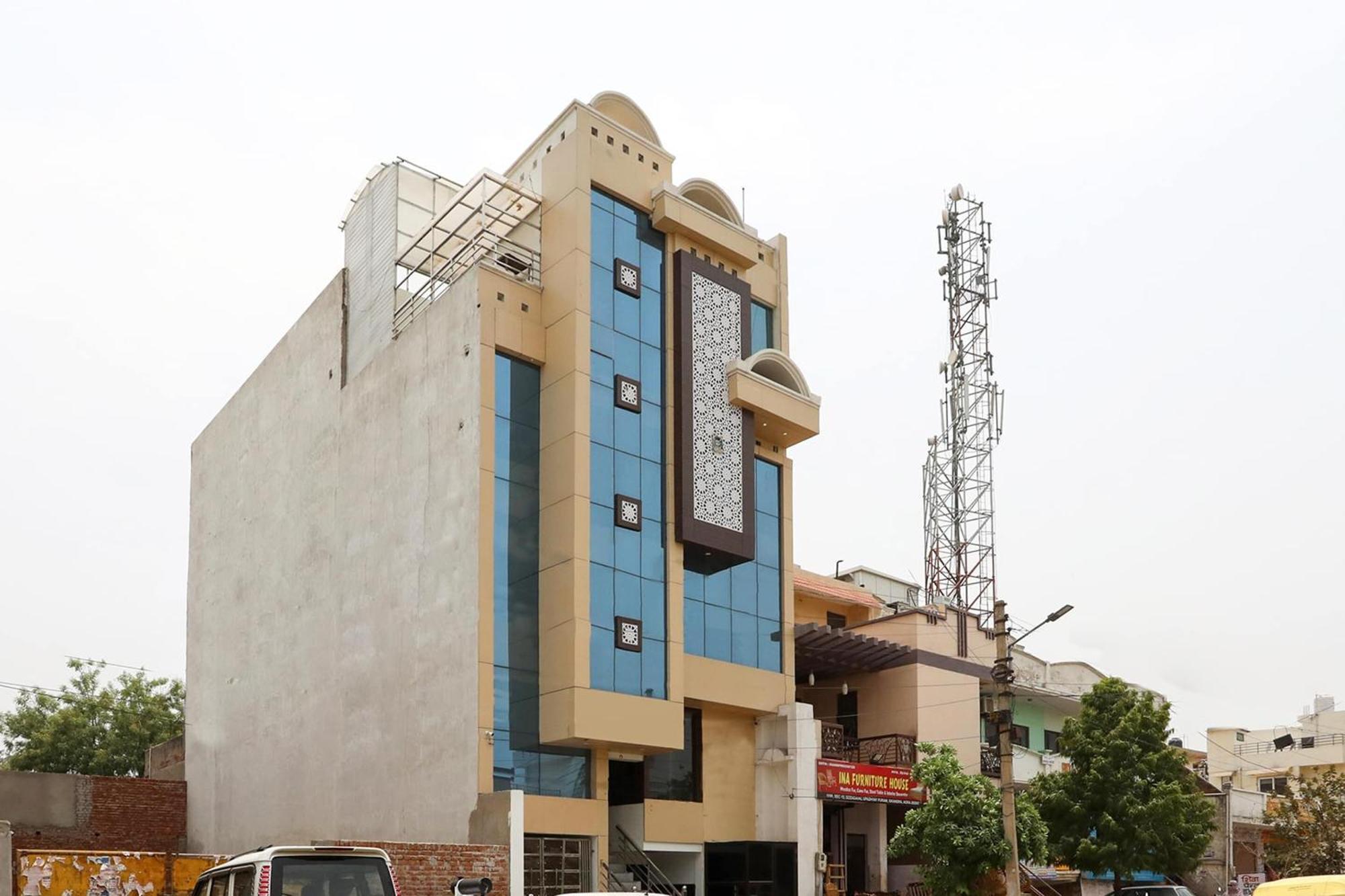 Oyo Hotel Vaishnavi Heritage Inn Агра Экстерьер фото